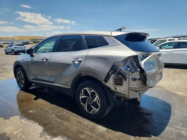KNDPUCAF3P7164447 2023 KIA SPORTAGE - Image 2