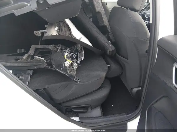 KNDPUCAF3P7202601 2023 KIA SPORTAGE - Image 8