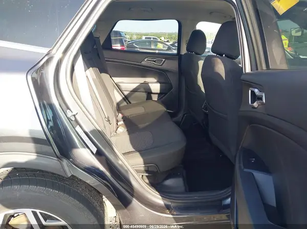 KNDPUCAF4P7084543 2023 KIA SPORTAGE - Image 8