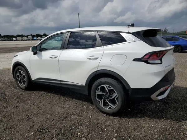 KNDPUCAF4P7130615 2023 KIA SPORTAGE - Image 2