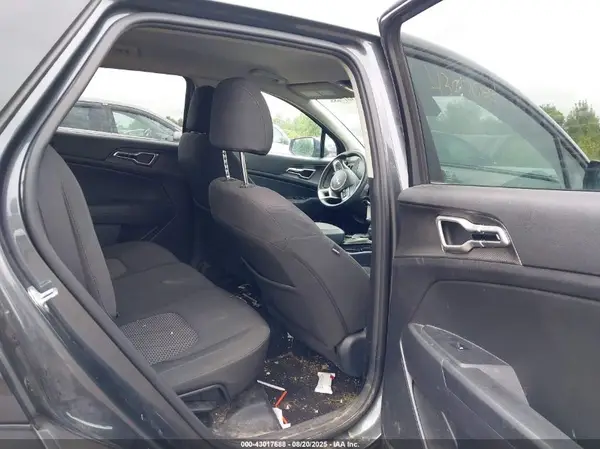 KNDPUCAF4P7162464 2023 KIA SPORTAGE - Image 8