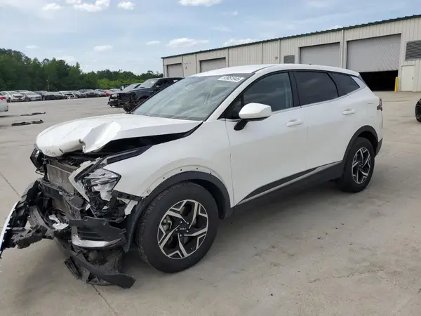 KNDPUCAF4P7206074 2023 KIA SPORTAGE - Image 1