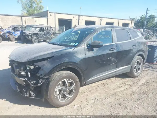 KNDPUCAF4P7211484 2023 KIA SPORTAGE - Image 2