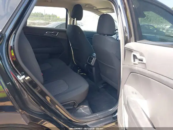 KNDPUCAF4P7211503 2023 KIA SPORTAGE - Image 8