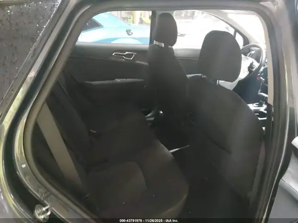 KNDPUCAF5P7040230 2023 KIA SPORTAGE - Image 8
