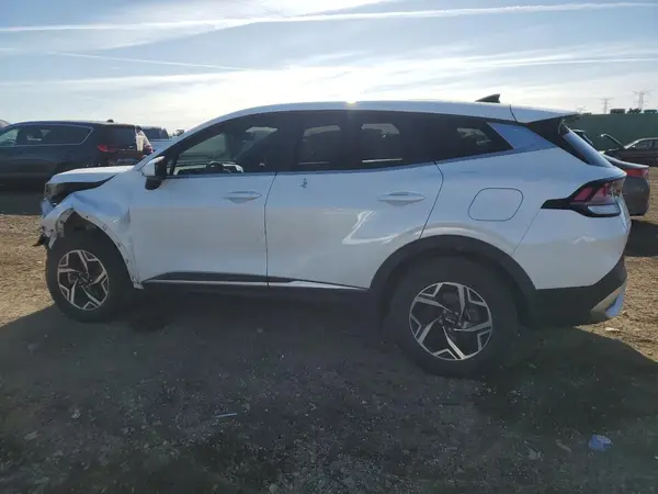 KNDPUCAF5P7053480 2023 KIA SPORTAGE - Image 2