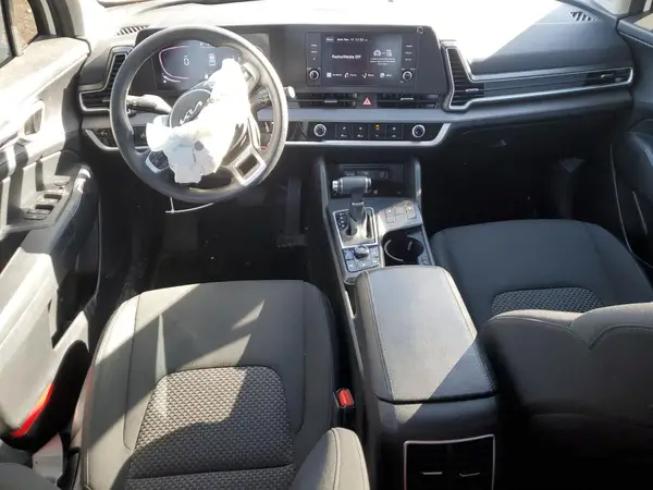 KNDPUCAF5P7053480 2023 KIA SPORTAGE - Image 8