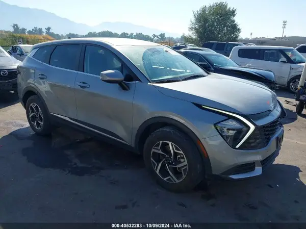 KNDPUCAF5P7085104 2023 KIA SPORTAGE - Image 1