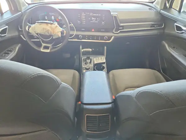 KNDPUCAF5P7158018 2023 KIA SPORTAGE - Image 8