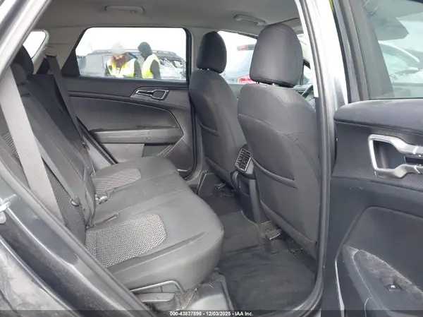KNDPUCAF5P7190497 2023 KIA SPORTAGE - Image 8