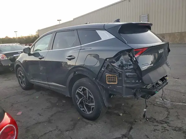 KNDPUCAF6P7172185 2023 KIA SPORTAGE - Image 2
