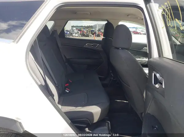 KNDPUCAF6P7198267 2023 KIA SPORTAGE - Image 8