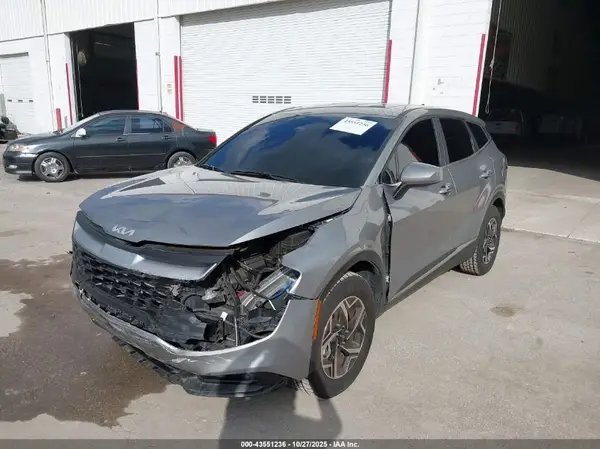 KNDPUCAF8P7086733 2023 KIA SPORTAGE - Image 2
