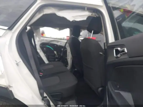 KNDPUCAF8P7096310 2023 KIA SPORTAGE - Image 8