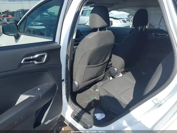 KNDPUCAF9P7038321 2023 KIA SPORTAGE - Image 8