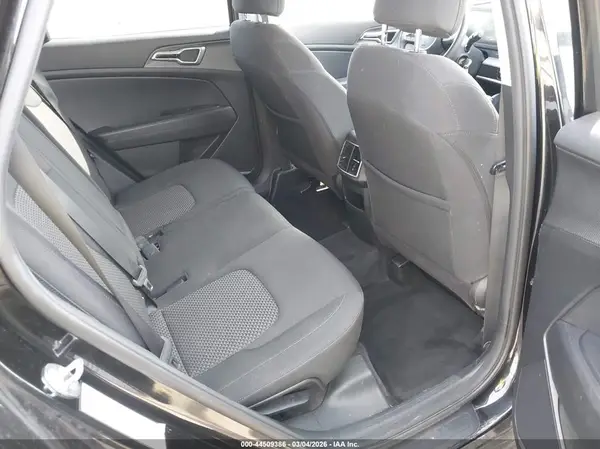 KNDPUCAF9P7166736 2023 KIA SPORTAGE - Image 8