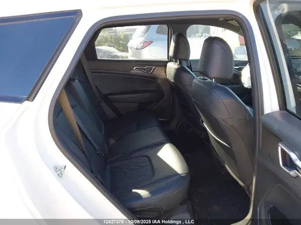 KNDPUCAFXP7050686 2023 KIA SPORTAGE - Image 8