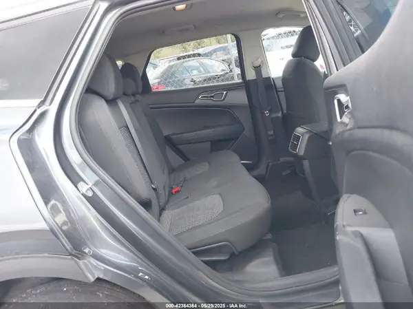 KNDPUCAFXP7162209 2023 KIA SPORTAGE - Image 8