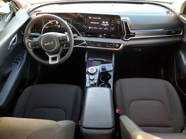 KNDPUCAG0P7030021 2023 KIA SPORTAGE - Image 8