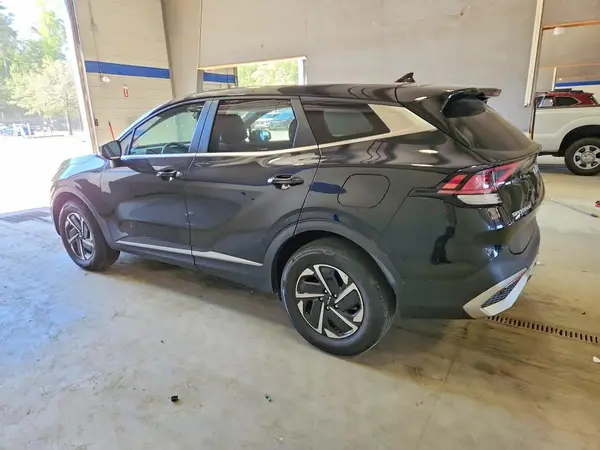 KNDPUCAG1P7024874 2023 KIA SPORTAGE - Image 2