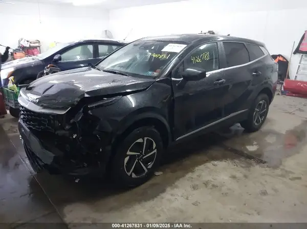 KNDPUCAG1P7024955 2023 KIA SPORTAGE - Image 2