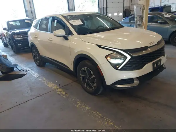KNDPUCAG1P7028746 2023 KIA SPORTAGE - Image 1