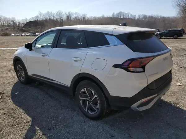 KNDPUCAG1P7063206 2023 KIA SPORTAGE - Image 2