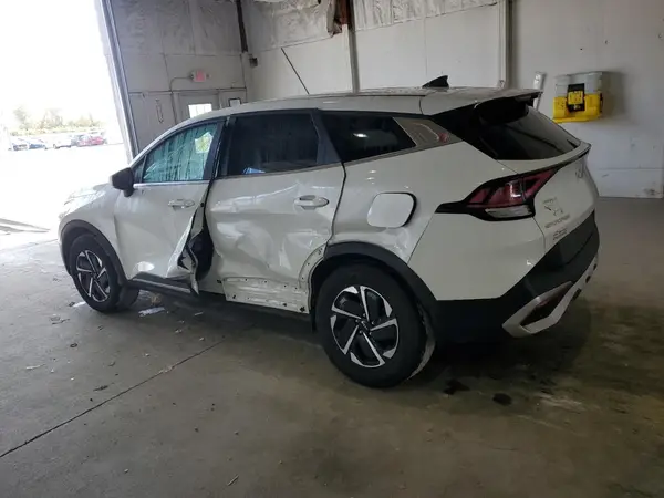 KNDPUCAG1P7096402 2023 KIA SPORTAGE - Image 2