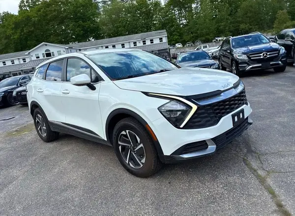 KNDPUCAG1P7101680 2023 KIA SPORTAGE - Image 1