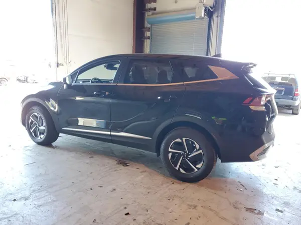 KNDPUCAG4P7028336 2023 KIA SPORTAGE - Image 2
