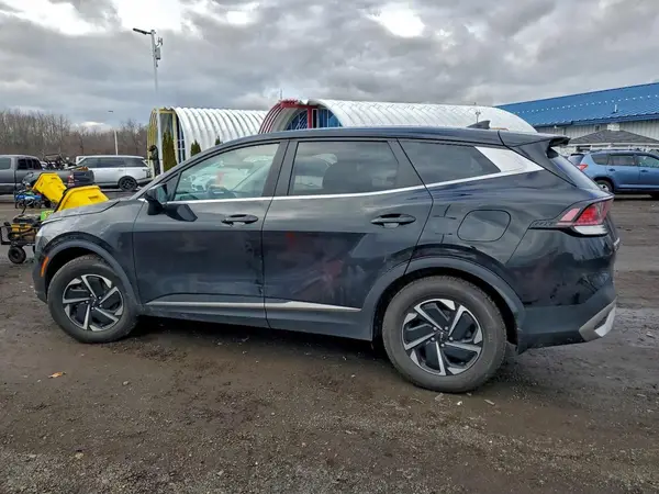 KNDPUCAG4P7058534 2023 KIA SPORTAGE - Image 2