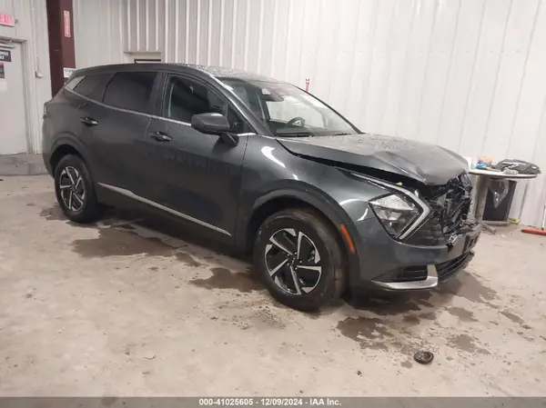 KNDPUCAG5P7080395 2023 KIA SPORTAGE - Image 1