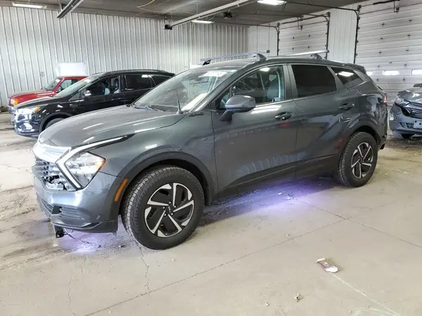 KNDPUCAG6P7028595 2023 KIA SPORTAGE - Image 1
