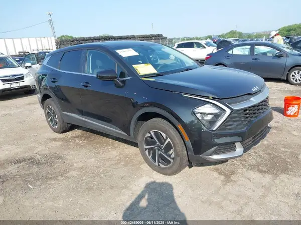 KNDPUCAG6P7043324 2023 KIA SPORTAGE - Image 1