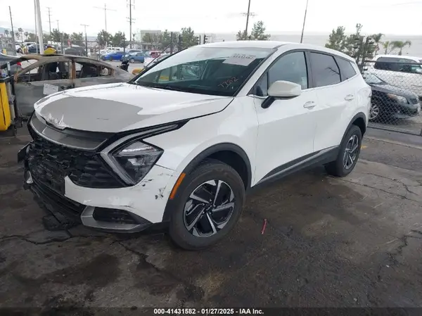 KNDPUCAG7P7057782 2023 KIA SPORTAGE - Image 2