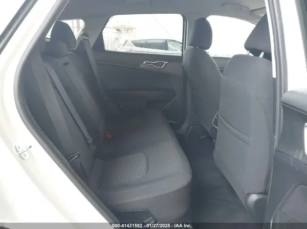 KNDPUCAG7P7057782 2023 KIA SPORTAGE - Image 8