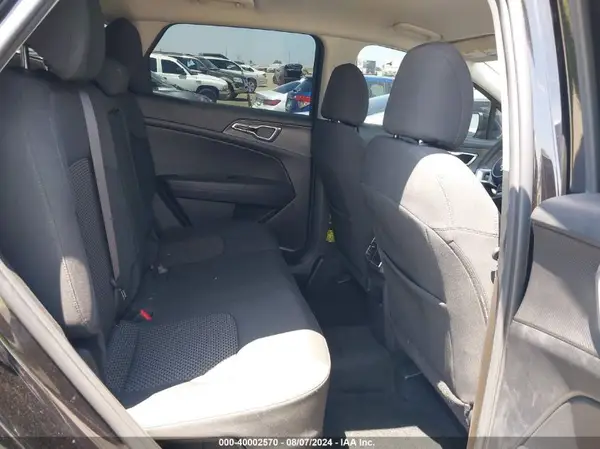 KNDPUCAG7P7058348 2023 KIA SPORTAGE - Image 8