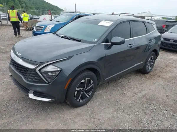 KNDPUCAG7P7087123 2023 KIA SPORTAGE - Image 2