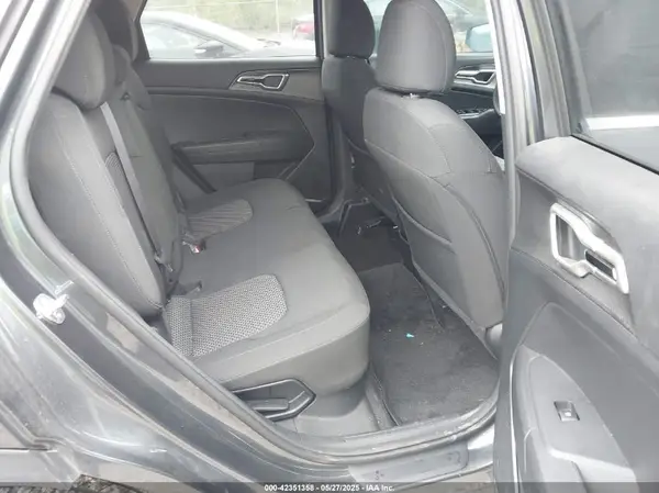 KNDPUCAG7P7087123 2023 KIA SPORTAGE - Image 8