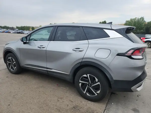 KNDPUCAG8P7059945 2023 KIA SPORTAGE - Image 2