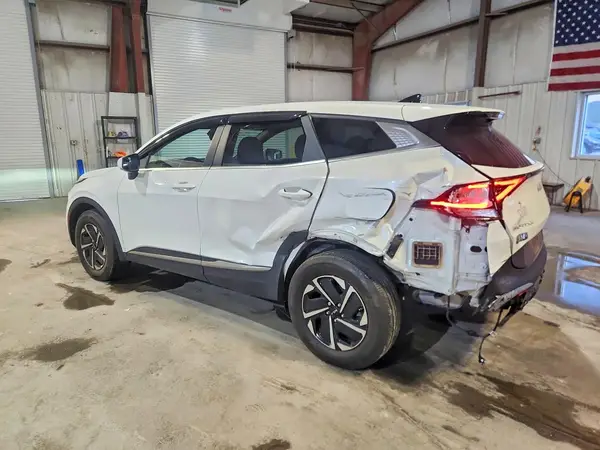 KNDPUCAG8P7079063 2023 KIA SPORTAGE - Image 2