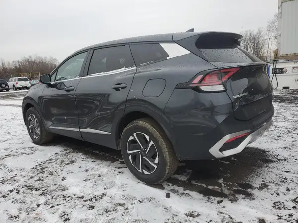 KNDPUCAG9P7031300 2023 KIA SPORTAGE - Image 2