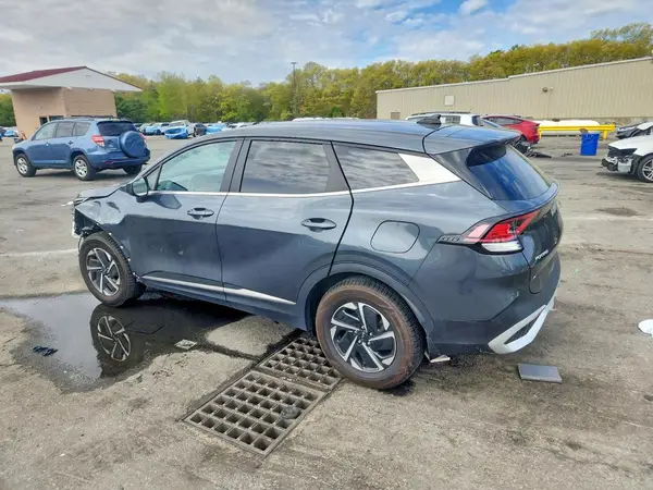 KNDPUCAGXP7039521 2023 KIA SPORTAGE - Image 2