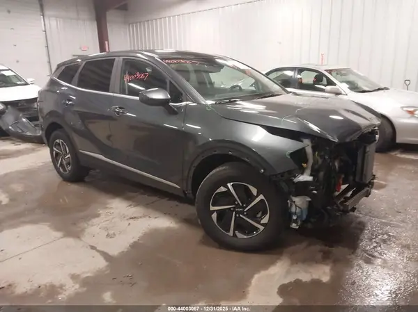 KNDPUCAGXP7057016 2023 KIA SPORTAGE - Image 1
