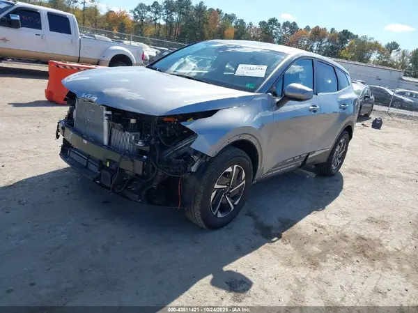 KNDPUCAGXP7066010 2023 KIA SPORTAGE - Image 2