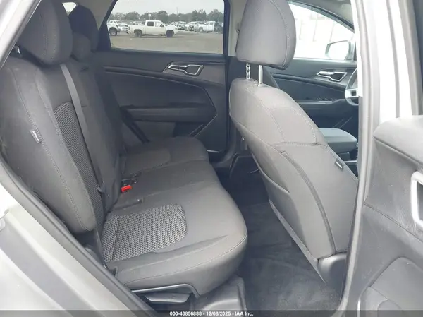 KNDPUCDF0R7237790 2024 KIA SPORTAGE - Image 8