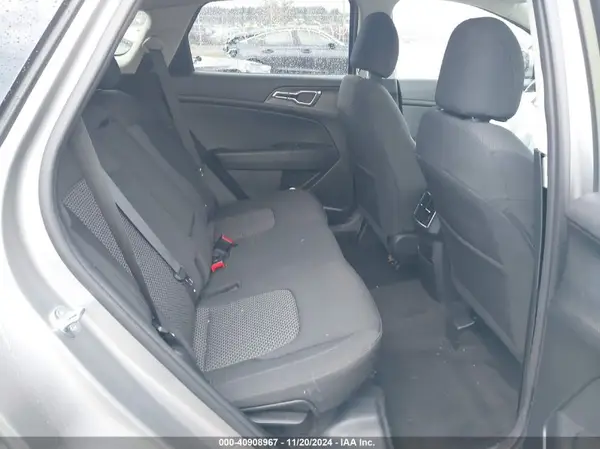KNDPUCDF0R7324637 2024 KIA SPORTAGE - Image 8