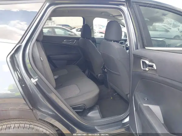 KNDPUCDF0S7370202 2025 KIA SPORTAGE - Image 8