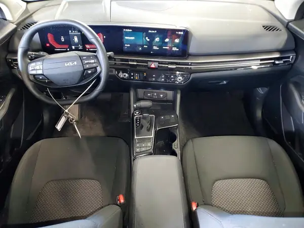 KNDPUCDF0T7453176 2026 KIA SPORTAGE - Image 8