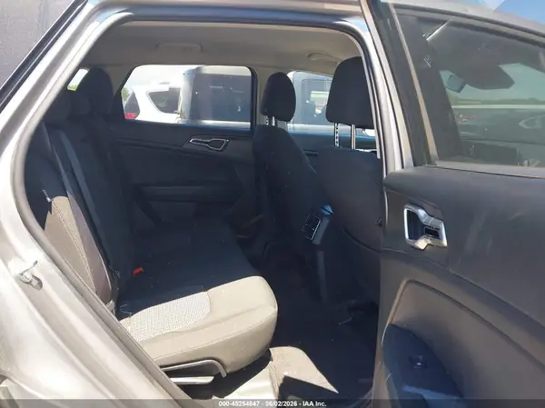 KNDPUCDF1S7406169 2025 KIA SPORTAGE - Image 8